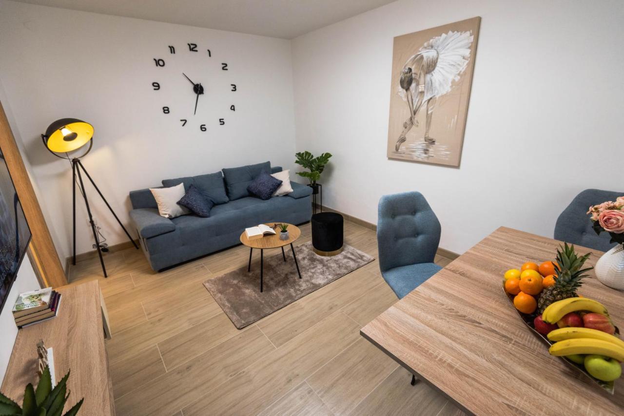 N & D Lägenhet Šibenik Exteriör bild